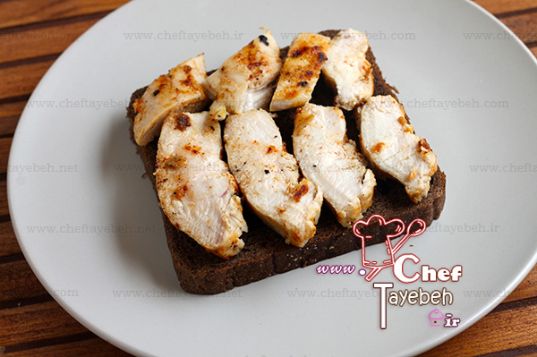 chicken coleslaw sandwich (6).jpg