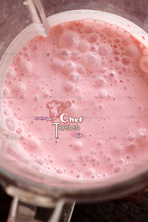 strawberry cream milkshake (5).jpg